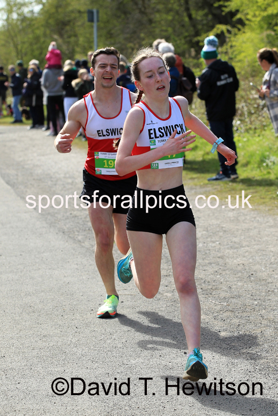 The  2022 Terry O'Gara 5k Road Race, Wallsend.  Photo: David T. Hewitson/Sports for All Pics